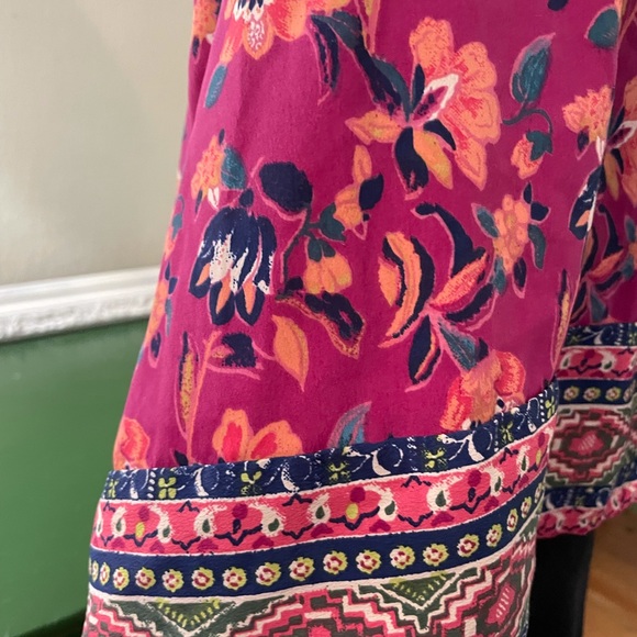 Floral Hollister Blouse - Picture 3 of 9